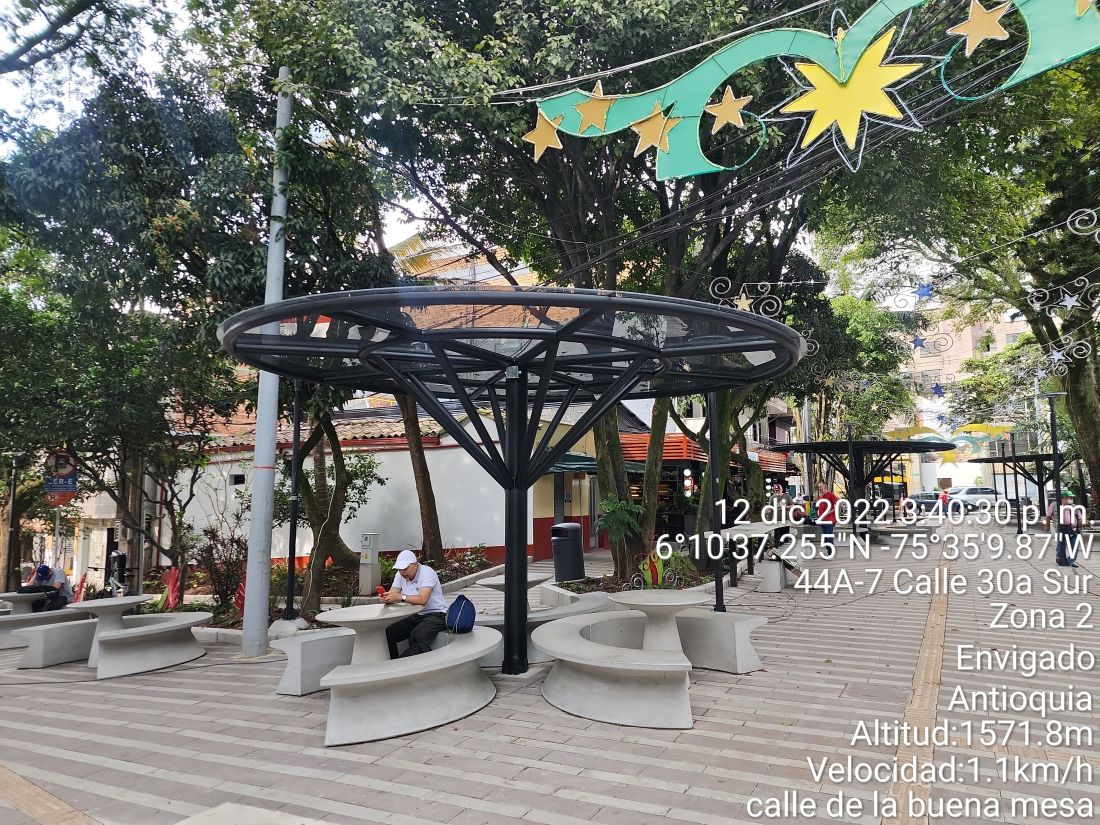 Amoblamiento Calle de la Buena Mesa